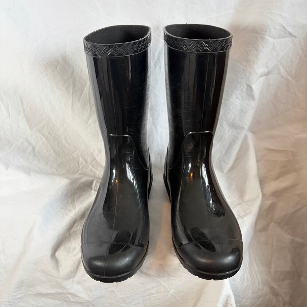 UGG Girls Raana black mid calf rain boots.  Waterproof.  Size 4. - Picture 7 of 8